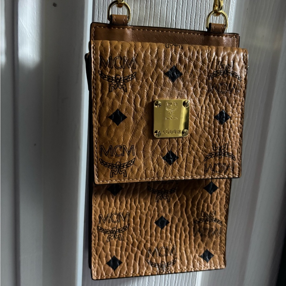 MCM Crossbody Phone case / wallet